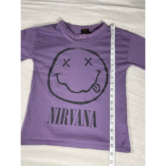 Nirvana Kids Purple Smiley Face T-Shirt Sz 8 | Grunge Tee - Picture 4 of 7